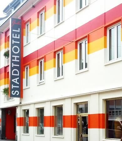 Stadthotel Guertler アムシュテッテン エクステリア 写真