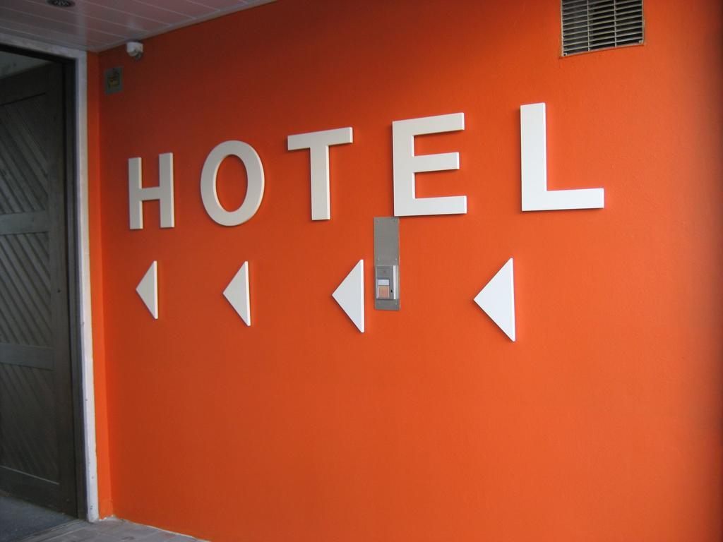 Stadthotel Guertler アムシュテッテン エクステリア 写真